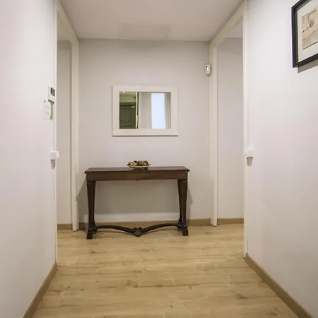23par1007 Comfortable In Paralel Apartment *